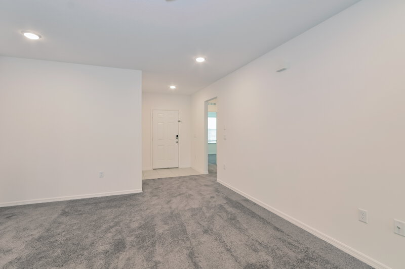 1,595/Mo, 1409 Orlando Ct Poinciana, FL 34759 Living Room View 3