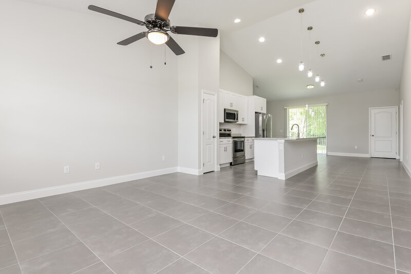 2,205/Mo, 604 Gaul Way Kissimmee, FL 34759 Living Room View 2