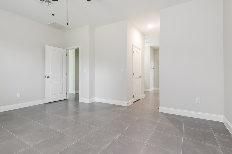2,205/Mo, 604 Gaul Way Kissimmee, FL 34759 Main Bedroom View 2