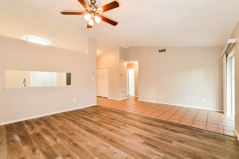 2,240/Mo, 119 Alder Ct Sanford, FL 32773 Living Room View