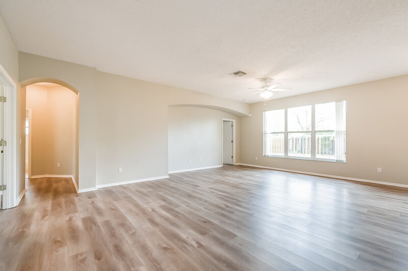 2,470/Mo, 1760 Sparkling Water Cir Ocoee, FL 34761 Living Room View 2