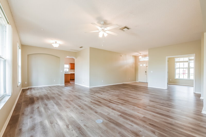 2,470/Mo, 1760 Sparkling Water Cir Ocoee, FL 34761 Living Room View 3