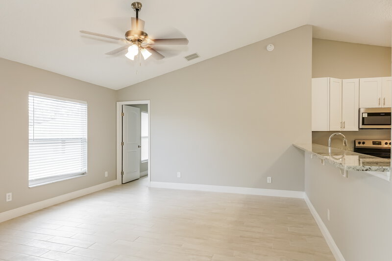 1,615/Mo, 308 Erie Ct Poinciana, FL 34759 Dining Room View