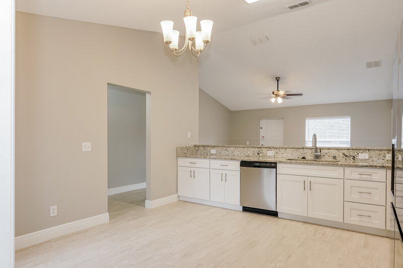 1,615/Mo, 308 Erie Ct Poinciana, FL 34759 Dining Room View 2