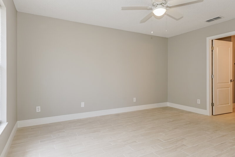 1,615/Mo, 308 Erie Ct Poinciana, FL 34759 Main Bedroom View 2