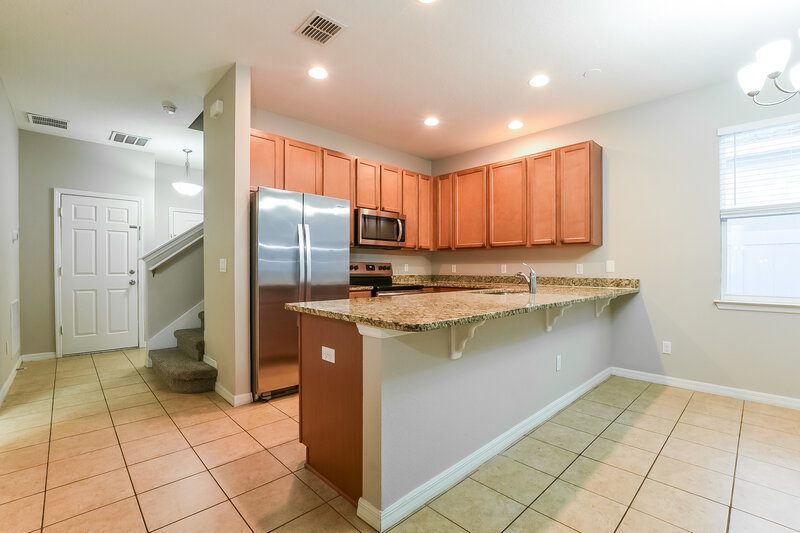 1,735/Mo, 1109 Atlantic Ave Fruitland Park, FL 34731 Kitchen View