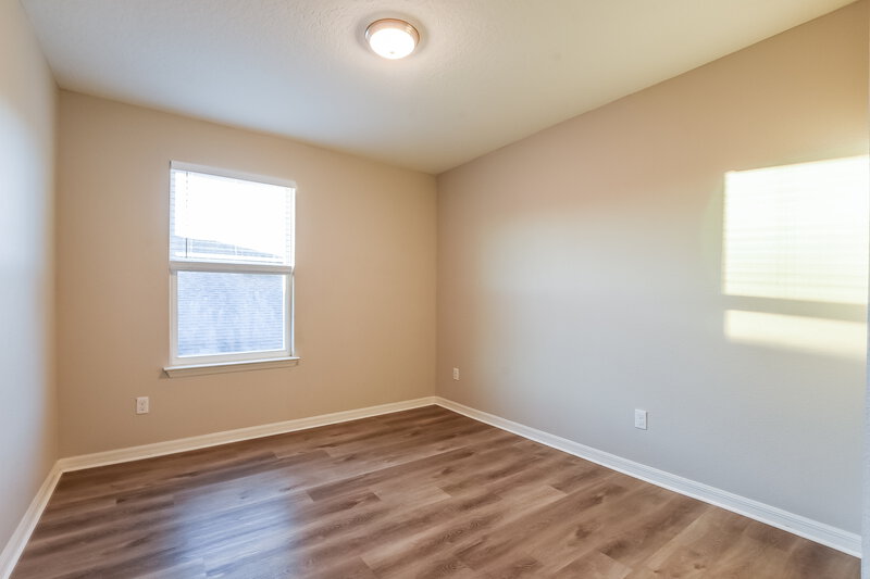 1,735/Mo, 1109 Atlantic Ave Fruitland Park, FL 34731 Bedroom View