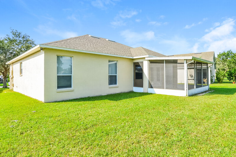 2,165/Mo, 1809 Ironwood Way Kissimmee, FL 34746 Rear View 2