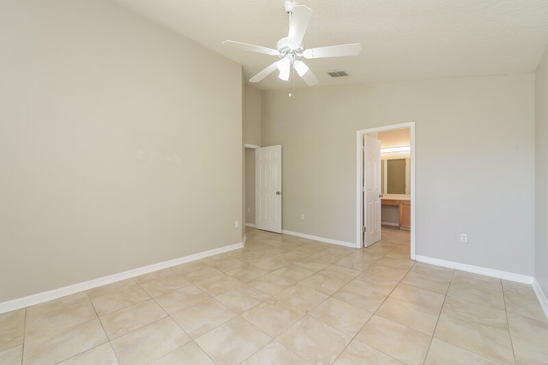 2,045/Mo, 133 Thornbury Dr Kissimmee, FL 34744 Main Bedroom View 2