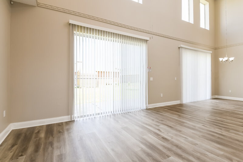 2,600/Mo, 225 Beckenham Dr Kissimmee, FL 34758 Family Room View