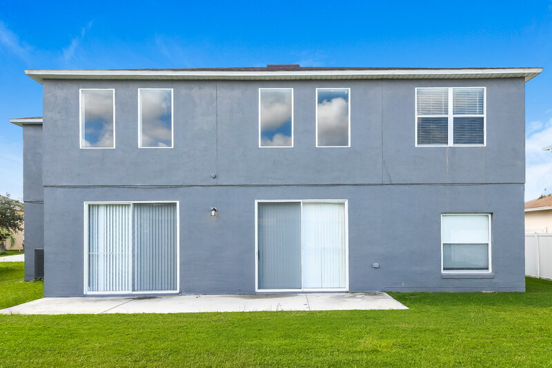 2,600/Mo, 225 Beckenham Dr Kissimmee, FL 34758 Rear View