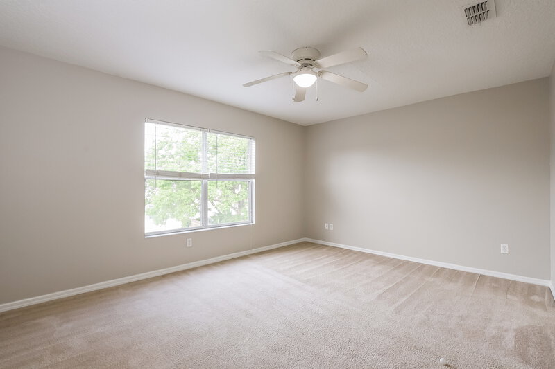 2,440/Mo, 13210 Moss Hollow Ct Orlando, FL 32828 Main Bedroom View