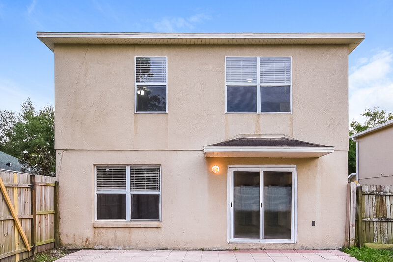 2,440/Mo, 13210 Moss Hollow Ct Orlando, FL 32828 Rear View