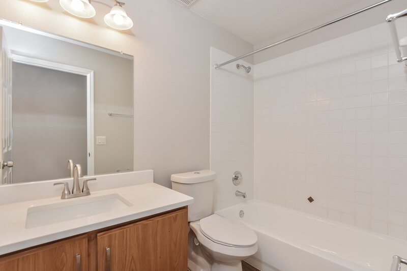 2,220/Mo, 2272 Mallard Creek Cir Kissimmee, FL 34743 Bathroom View