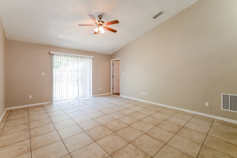 3,570/Mo, 3229 New Mexico Ct Orlando, FL 32826 Living Room View