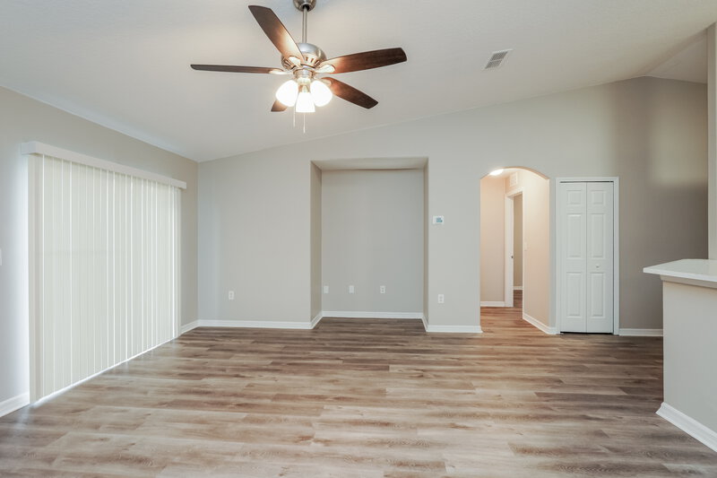 1,980/Mo, 828 Cabaret Ct Kissimmee, FL 34759 Family Room View