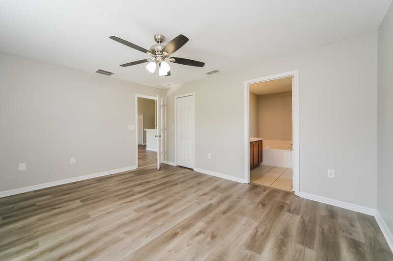 1,860/Mo, 828 Cabaret Ct Kissimmee, FL 34759 Main Bedroom View