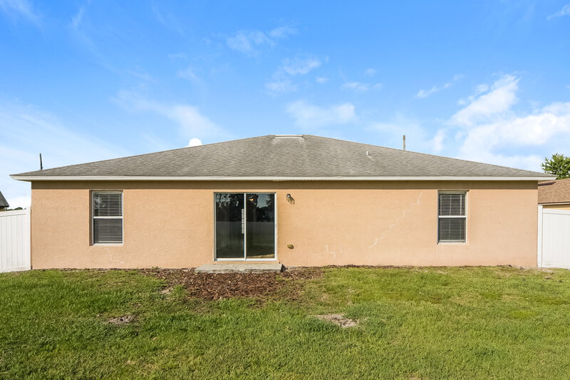 1,860/Mo, 828 Cabaret Ct Kissimmee, FL 34759 Rear View