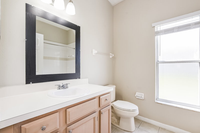 2,405/Mo, 1409 Center St Ocoee, FL 34761 Bathroom View