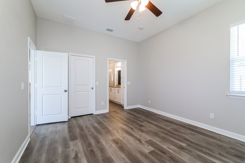 1,660/Mo, 105 Big Black Dr Poinciana, FL 34759 Main Bedroom View 2