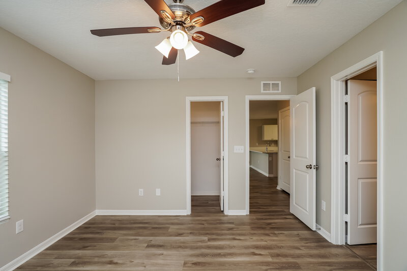 1,620/Mo, 333 Elderberry Ct Kissimmee, FL 34759 Main Bedroom View