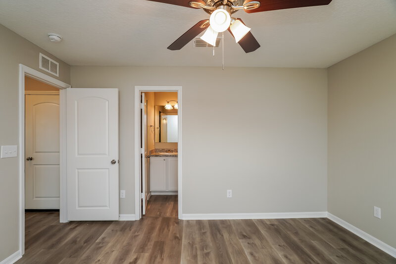 1,620/Mo, 333 Elderberry Ct Kissimmee, FL 34759 Main Bedroom View 2