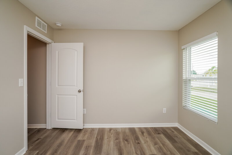 1,620/Mo, 333 Elderberry Ct Kissimmee, FL 34759 Bedroom View 4