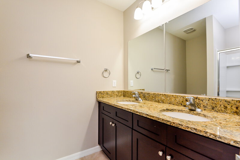 2,335/Mo, 3069 Timber Hawk Cir Ocoee, FL 34761 Bathroom View