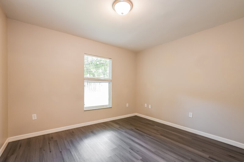 1,890/Mo, 1044 Remington Ave Eustis, FL 32726 Bedroom View 3