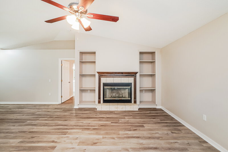 1,690/Mo, 459 Flamingo Ct Kissimmee, FL 34759 Living Room View 2