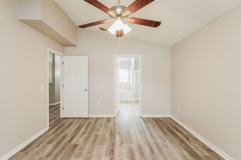 1,690/Mo, 459 Flamingo Ct Kissimmee, FL 34759 Main Bedroom View