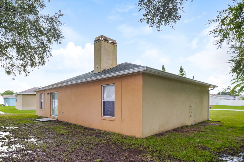 1,690/Mo, 459 Flamingo Ct Kissimmee, FL 34759 Rear View 2