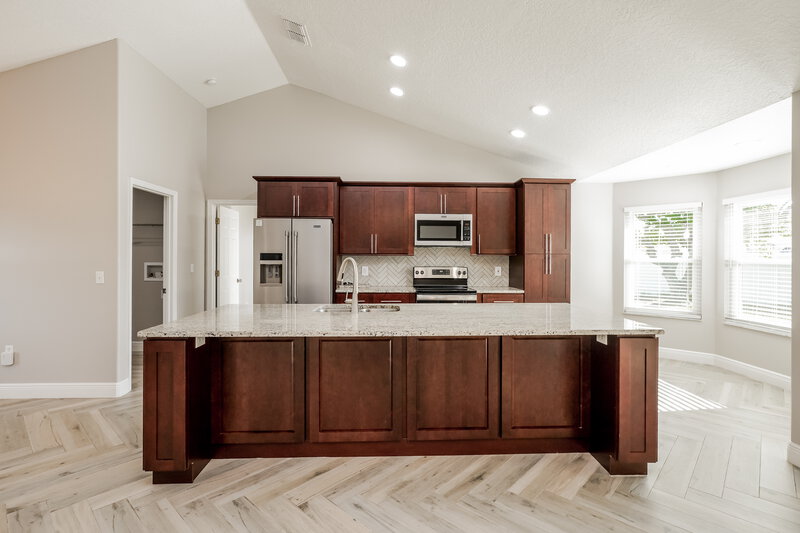 3,320/Mo, 2877 Middleton Cir Kissimmee, FL 34743 Kitchen View