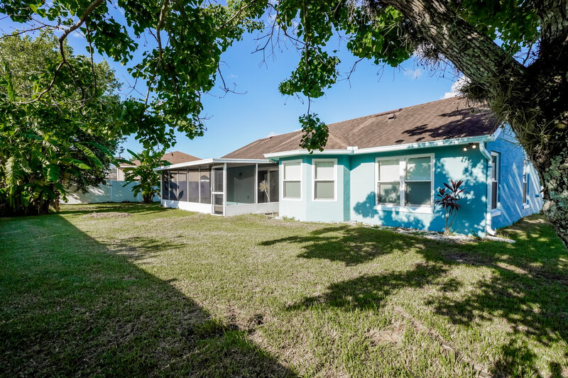 3,320/Mo, 2877 Middleton Cir Kissimmee, FL 34743 Rear View 3