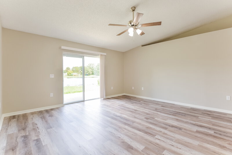 1,940/Mo, 204 McKay Blvd Sanford, FL 32771 Living Room View 2