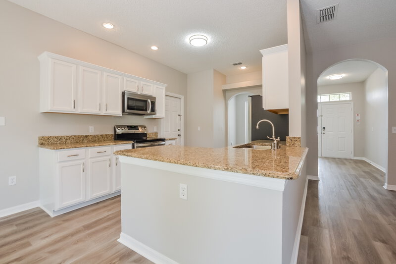 2,185/Mo, 2722 Woodstream Cir Kissimmee, FL 34743 Kitchen View 3