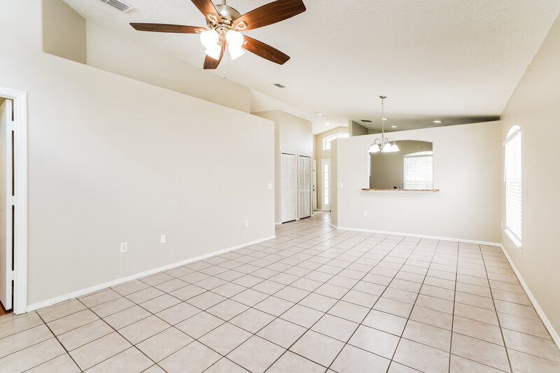 2,240/Mo, 1227 Heather Lake Dr Orlando, FL 32824 Misc View 2