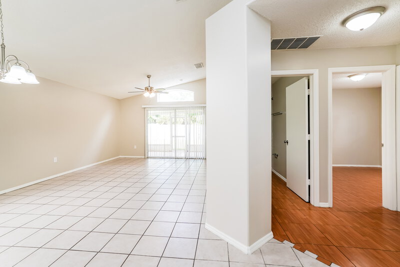 2,240/Mo, 1227 Heather Lake Dr Orlando, FL 32824 Misc View 3
