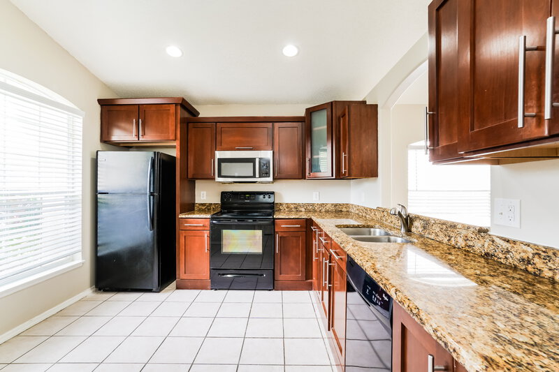 2,240/Mo, 1227 Heather Lake Dr Orlando, FL 32824 Misc View 6