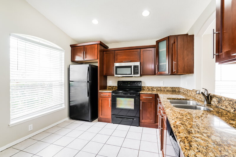 2,240/Mo, 1227 Heather Lake Dr Orlando, FL 32824 Misc View 7