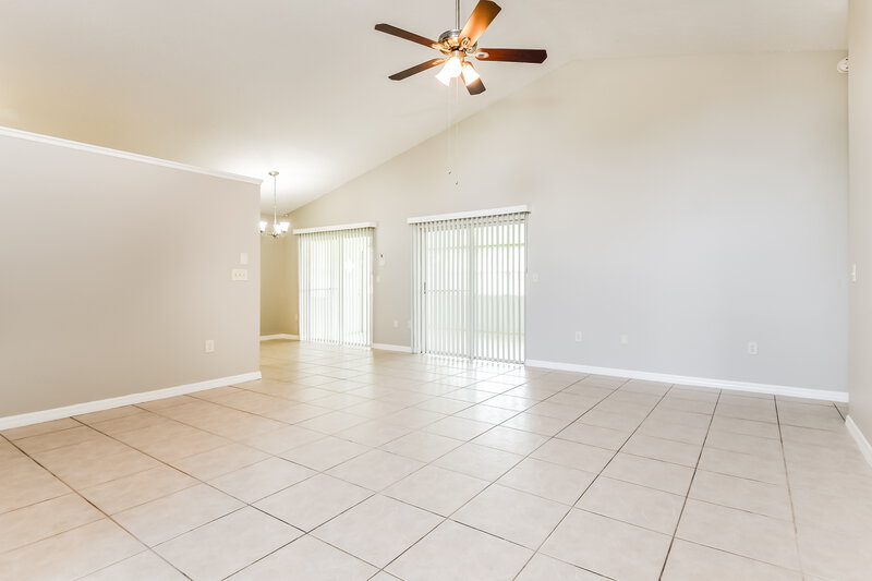 2,360/Mo, 2009 Ipsden Dr Orlando, FL 32837 Living Room View 2