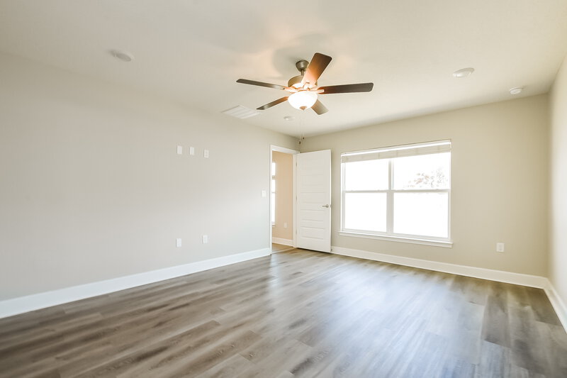 2,280/Mo, 7803 Sloewood Dr Leesburg, FL 34748 Main Bedroom View 2