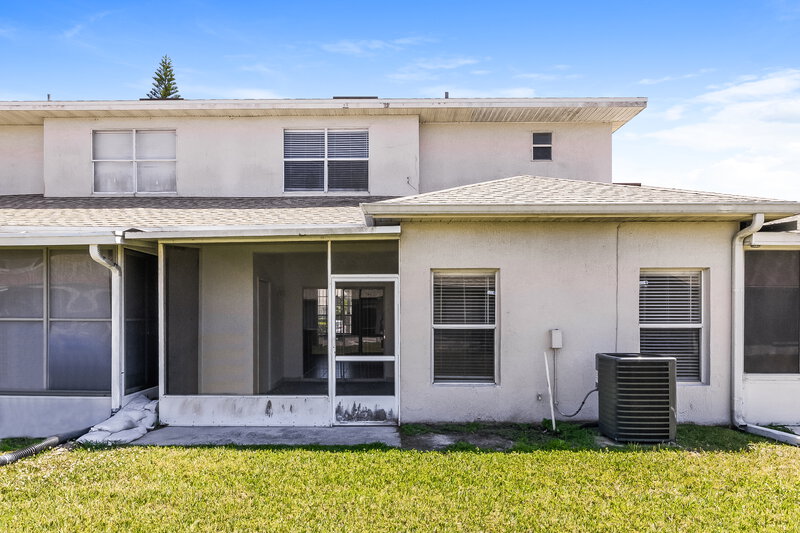 1,879/Mo, 14580 Laguna Beach Cir Orlando, FL 32824 Rear View
