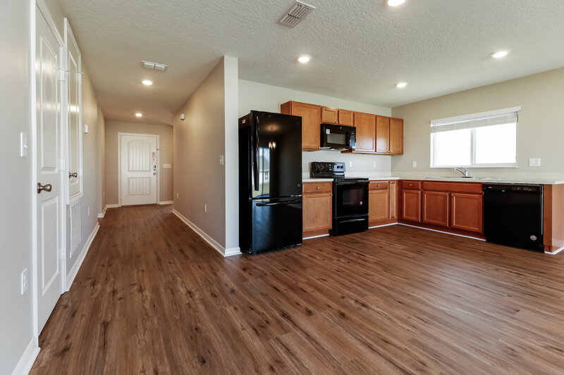 1,870/Mo, 198 Sunfish Dr Winter Haven, FL 33881 Kitchen View