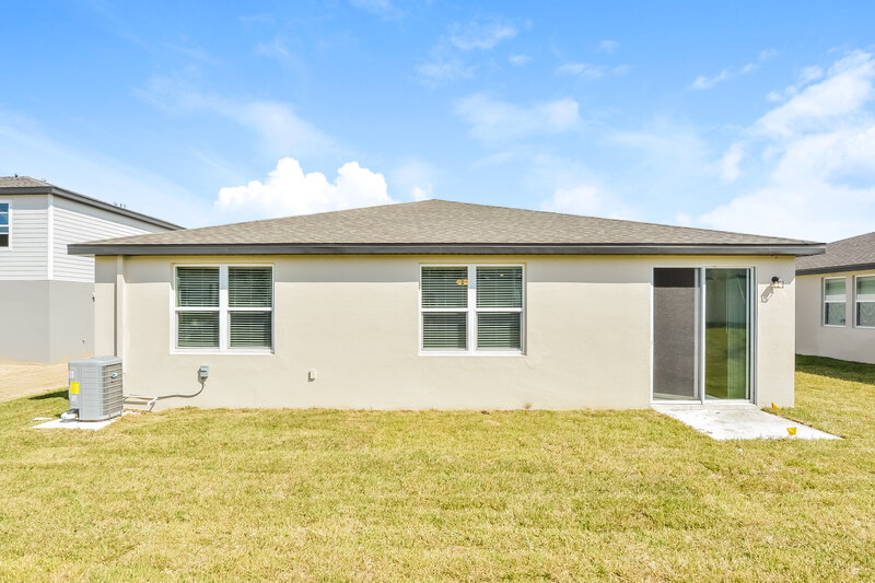 1,955/Mo, 1026 Oak Valley Drive Auburndale, FL 33823 Rear View