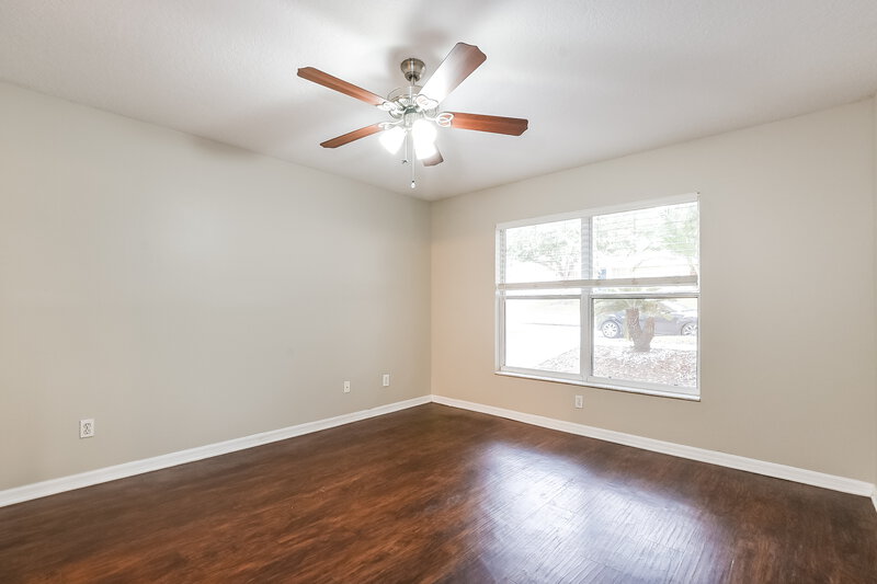 1,905/Mo, 628 Brooke Ct Clermont, FL 34711 Main Bedroom View 2