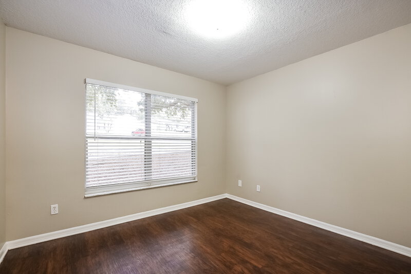 1,905/Mo, 628 Brooke Ct Clermont, FL 34711 Bedroom View