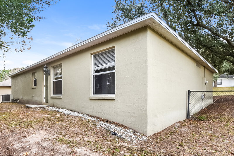 1,905/Mo, 628 Brooke Ct Clermont, FL 34711 Rear View