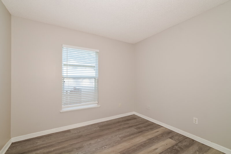 2,190/Mo, 5529 New Cambridge Rd Orlando, FL 32810 Bedroom View 3