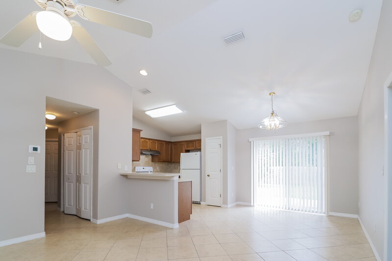 1,735/Mo, 34339 Shadewood Cir Leesburg, FL 34788 Dining Room View